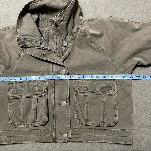AE American Eagle Cropped Cargo Jacket Size Small - Picture 10 of 12